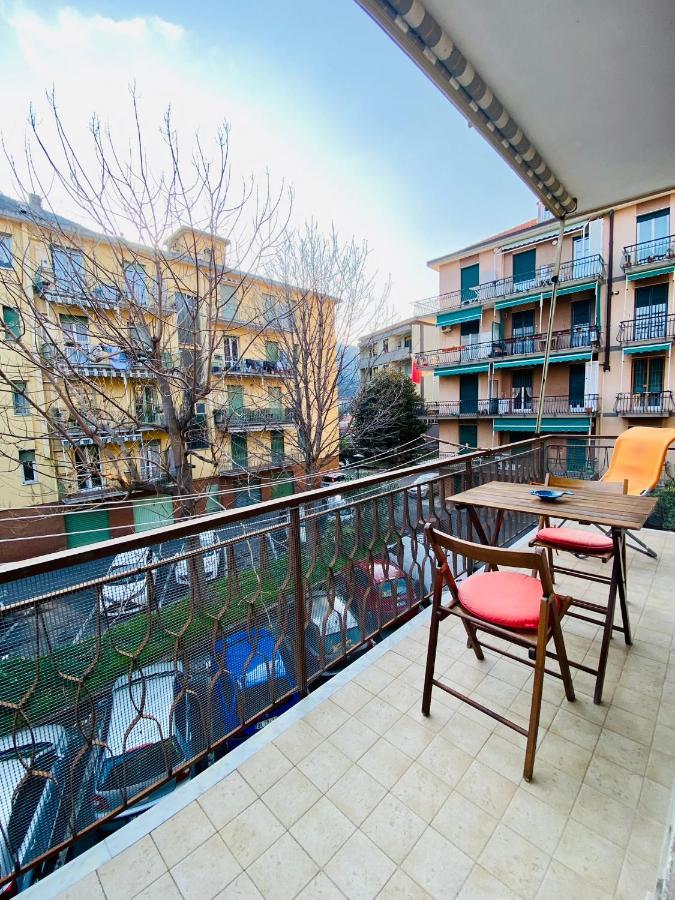 Appartamento Hostdomus - Bilocale Sul Borgo Finale Ligure Esterno foto